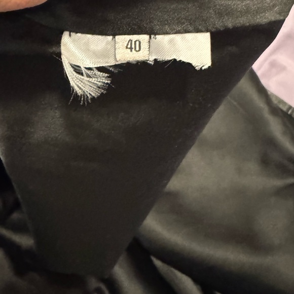 Black lambskin leather Pleated Skirt with stud detail - see mesasurements - Picture 11 of 13